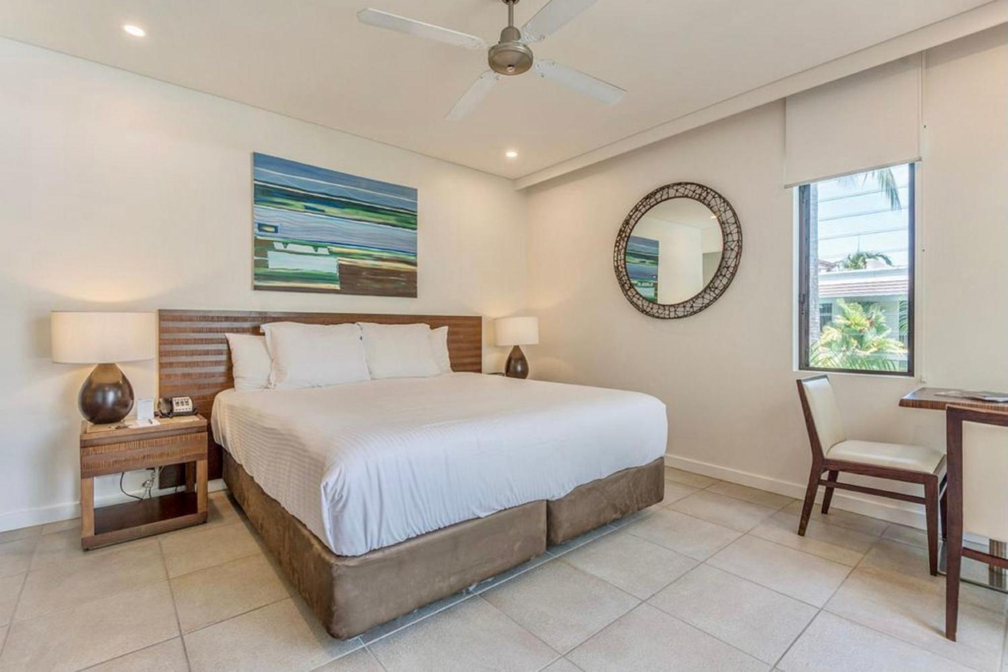 Luxury Apartments At Temple Resort And Spa Порт Дъглас Стая снимка