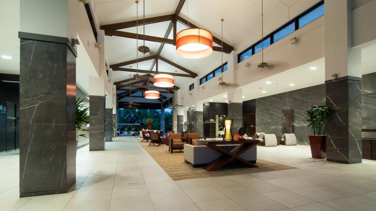 Luxury Apartments At Temple Resort And Spa Порт Дъглас Екстериор снимка